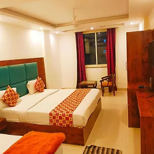 https://hotel-krone-plaza-near-delhi-airport.hotelsdelhi.org
