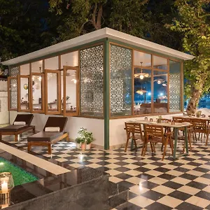 https://the-experience-resort.udaipurhotels.org